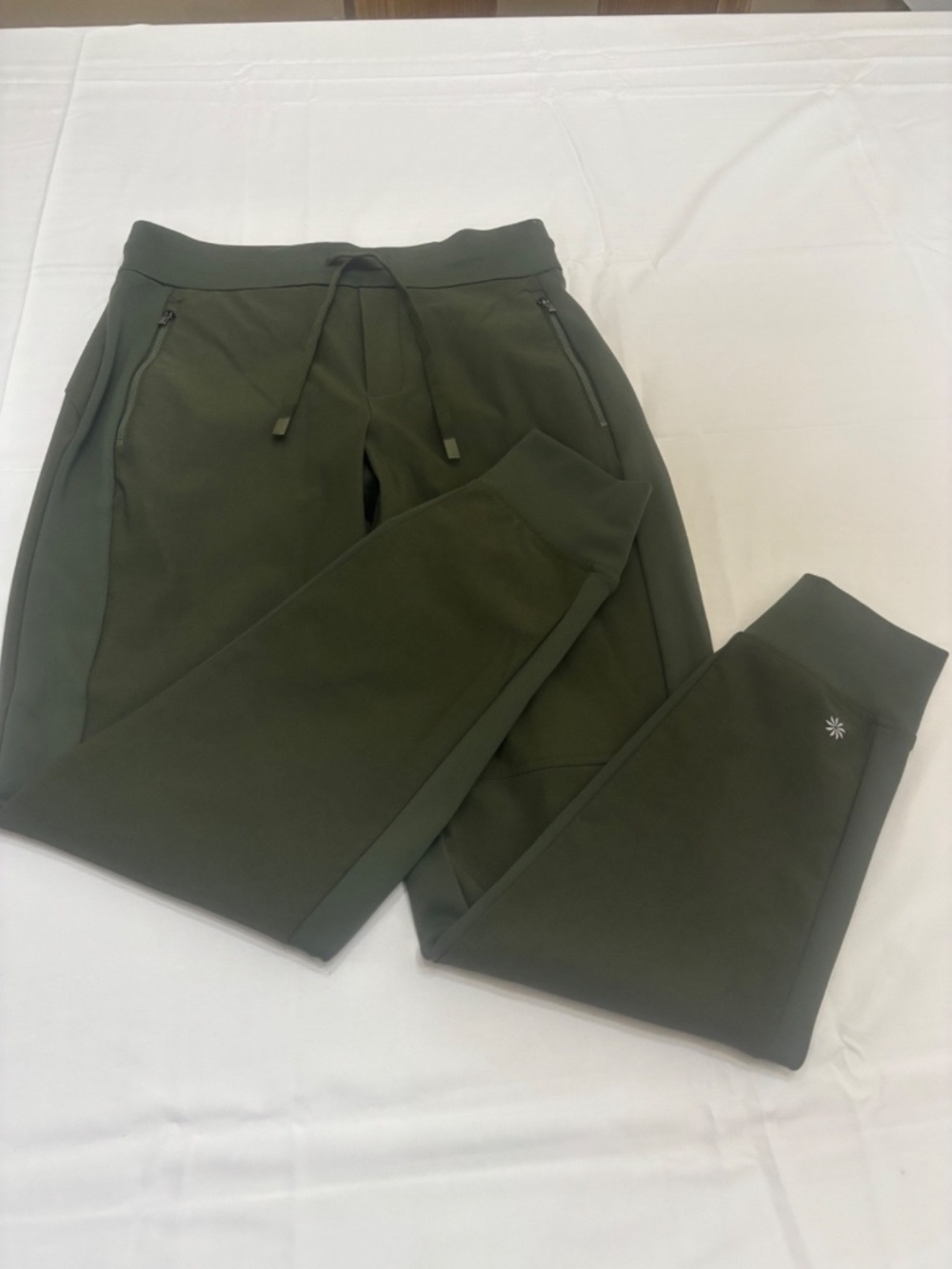 Athleta Joggers Women Size 2 Olive Green Color